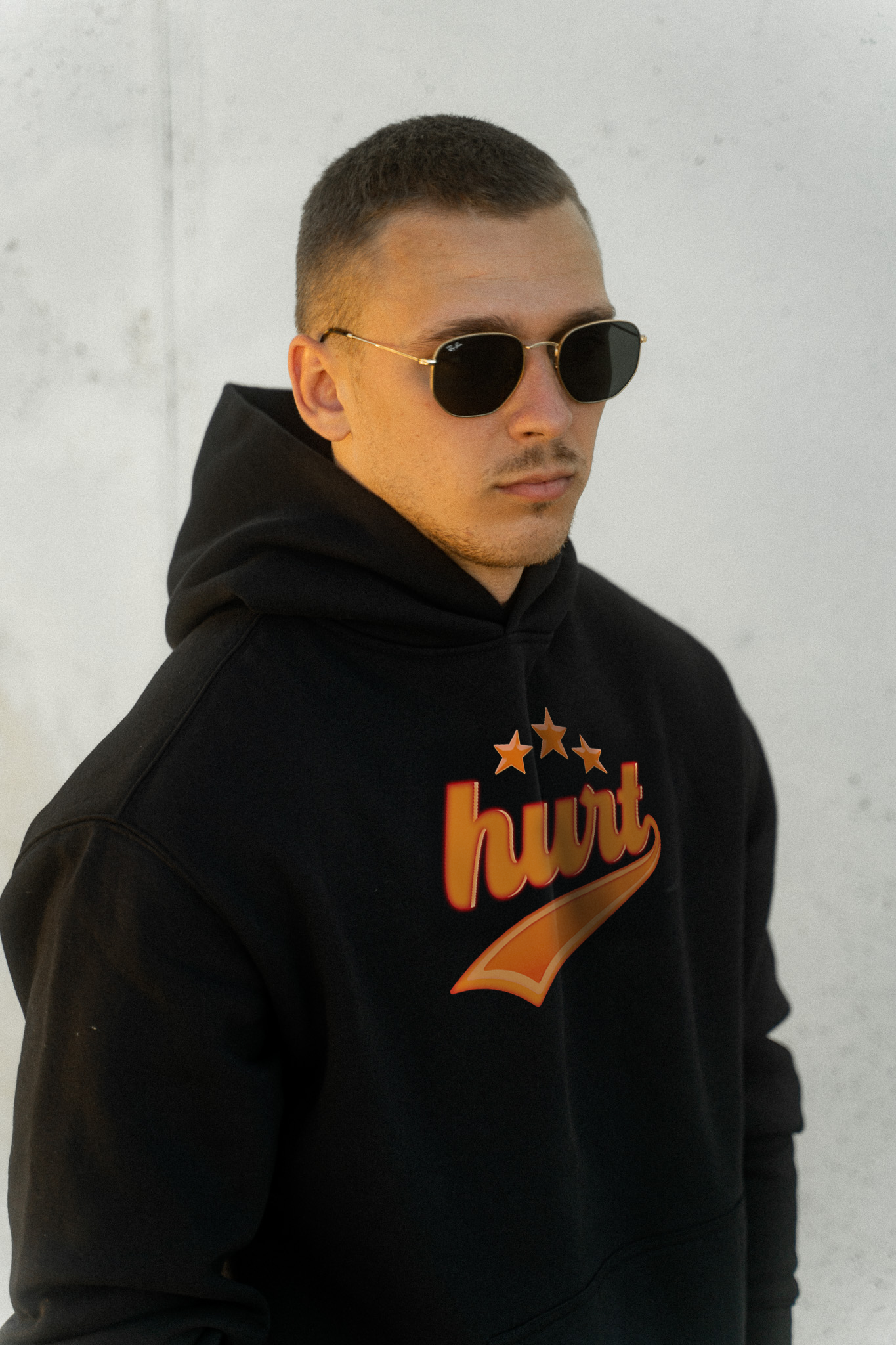MOTION HOODIE